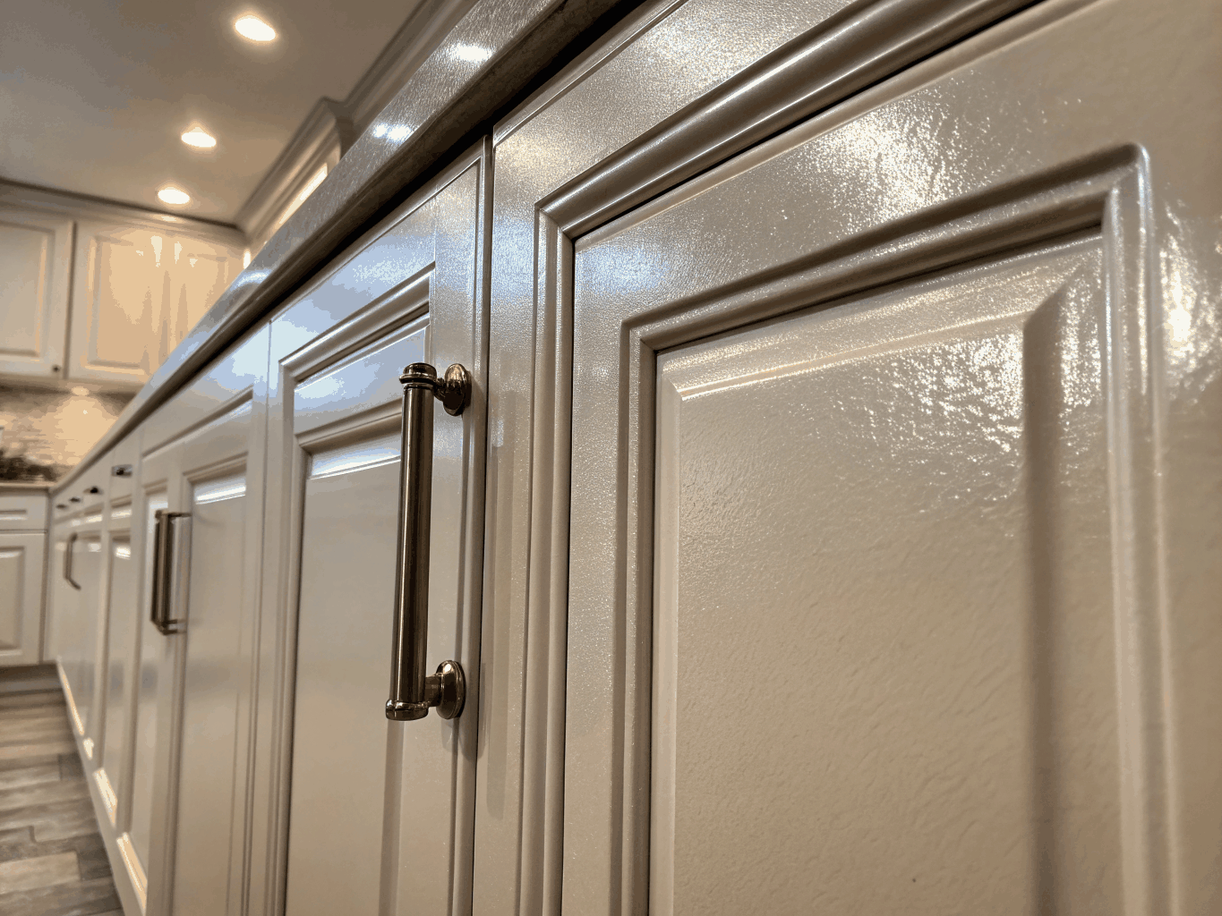 Flat door high gloss modern kitchen cabinets